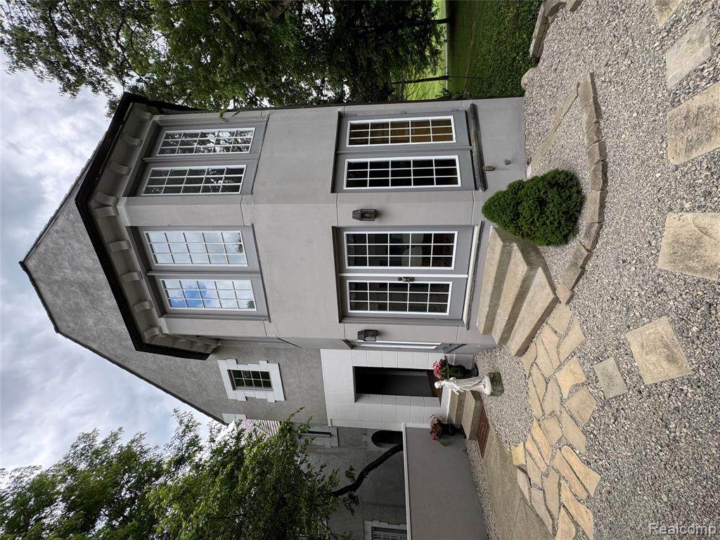 https://bt-photos.global.ssl.fastly.net/michigan/orig_boomver_4_656642318-2.jpg