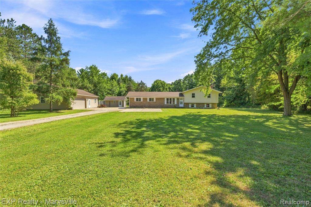 13739 Yale Road - Photo 1