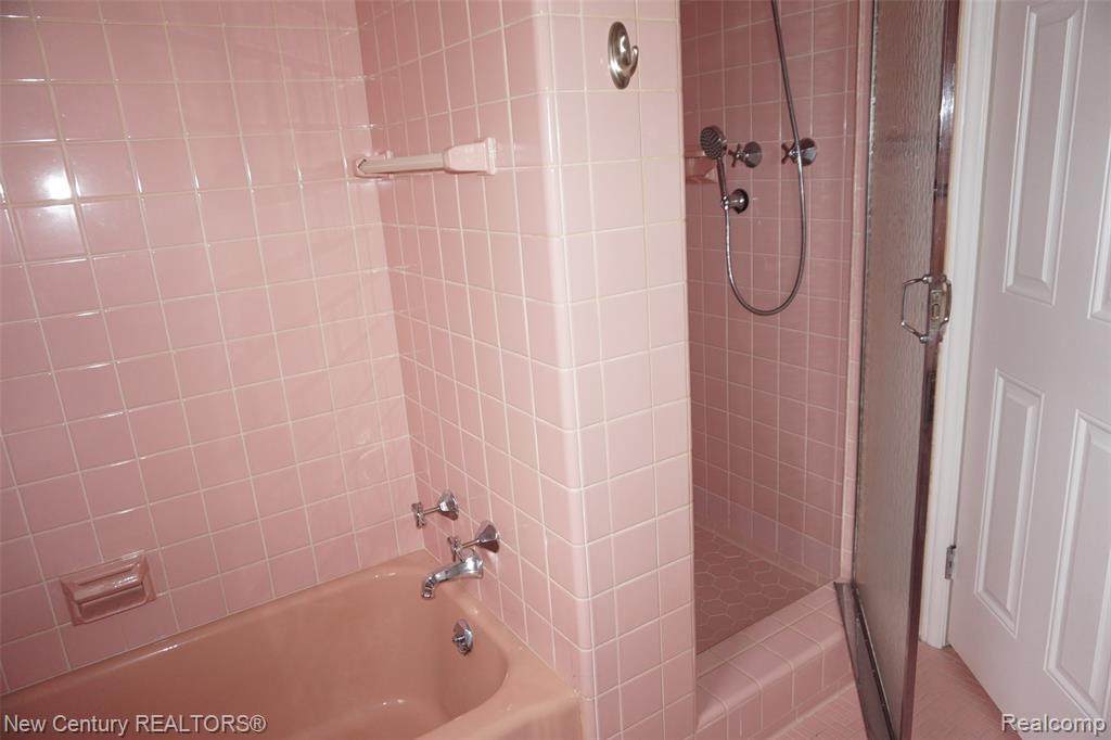 https://bt-photos.global.ssl.fastly.net/michigan/orig_boomver_3_667563196-2.jpg
