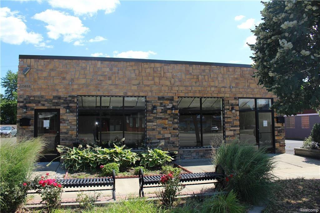 25037 W Warren Street - Photo 1