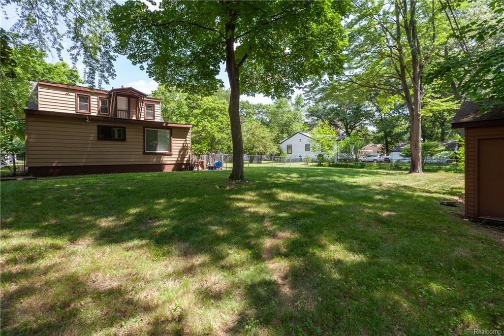 5733 Crescent Road - Photo 1