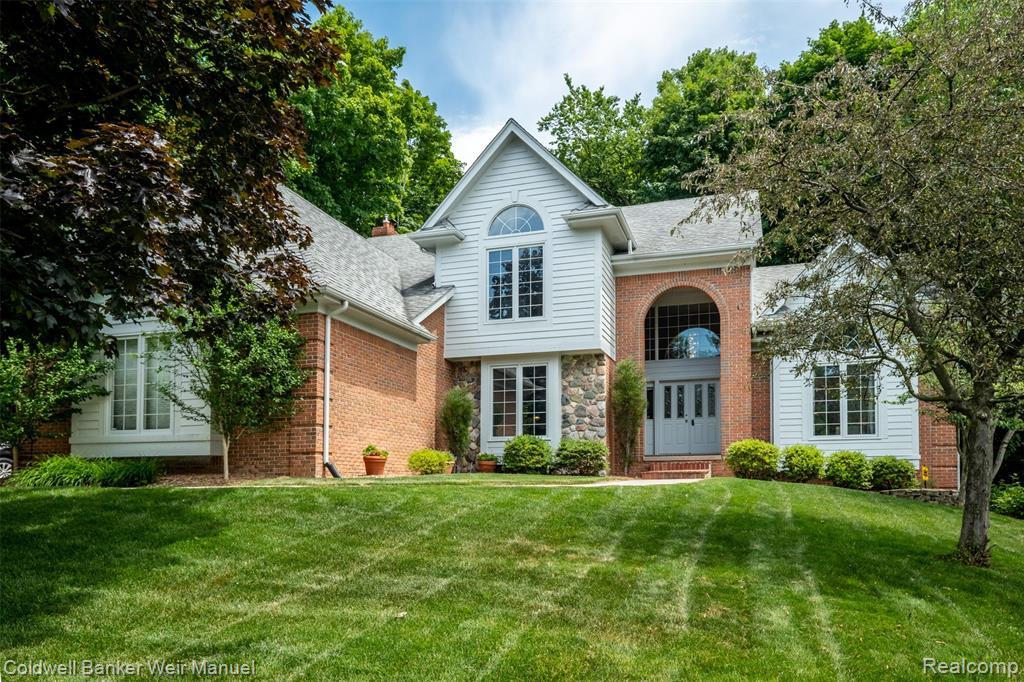 27190 Pembridge Lane - Photo 1