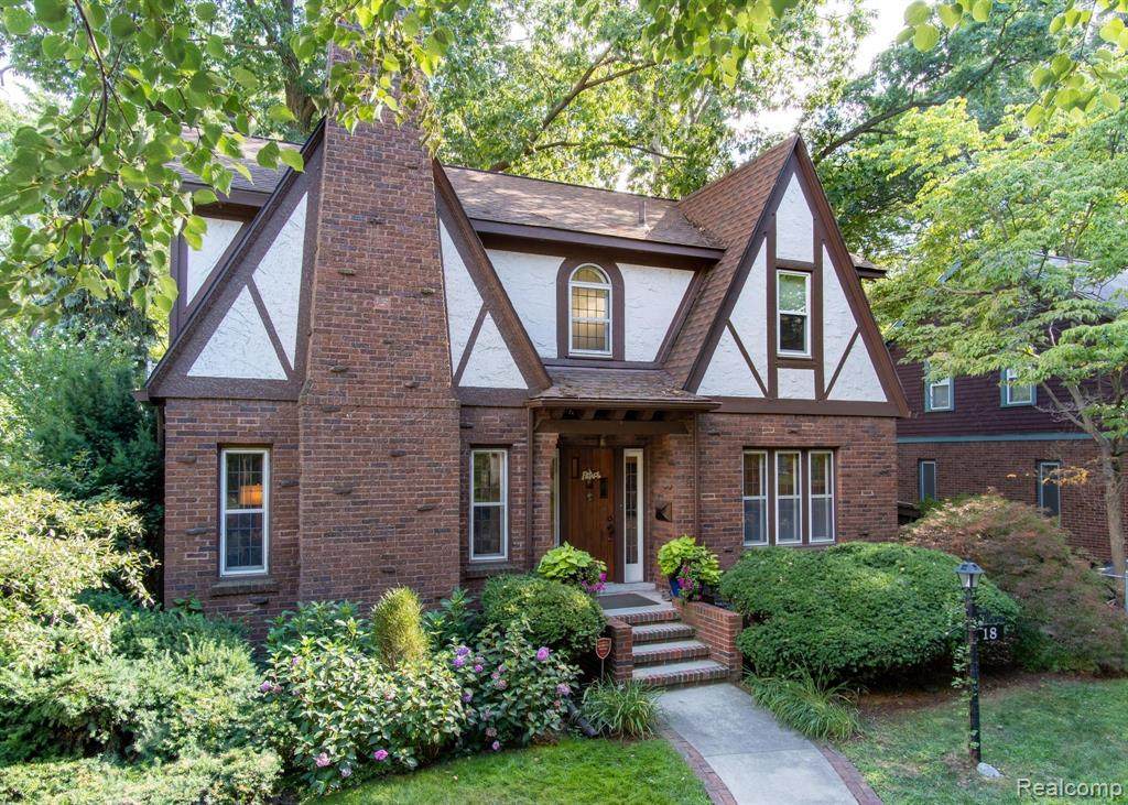 18 Sylvan Avenue - Photo 1