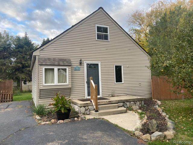 2859 Rowan Boulevard - Photo 1