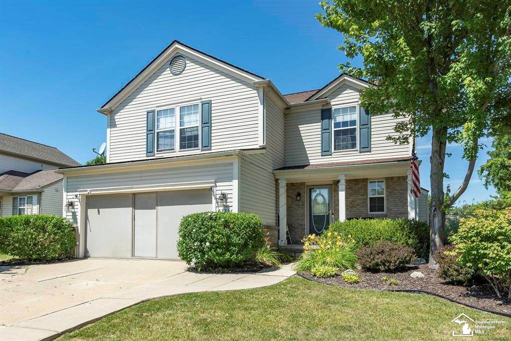 6131 Creekside Circle - Photo 1