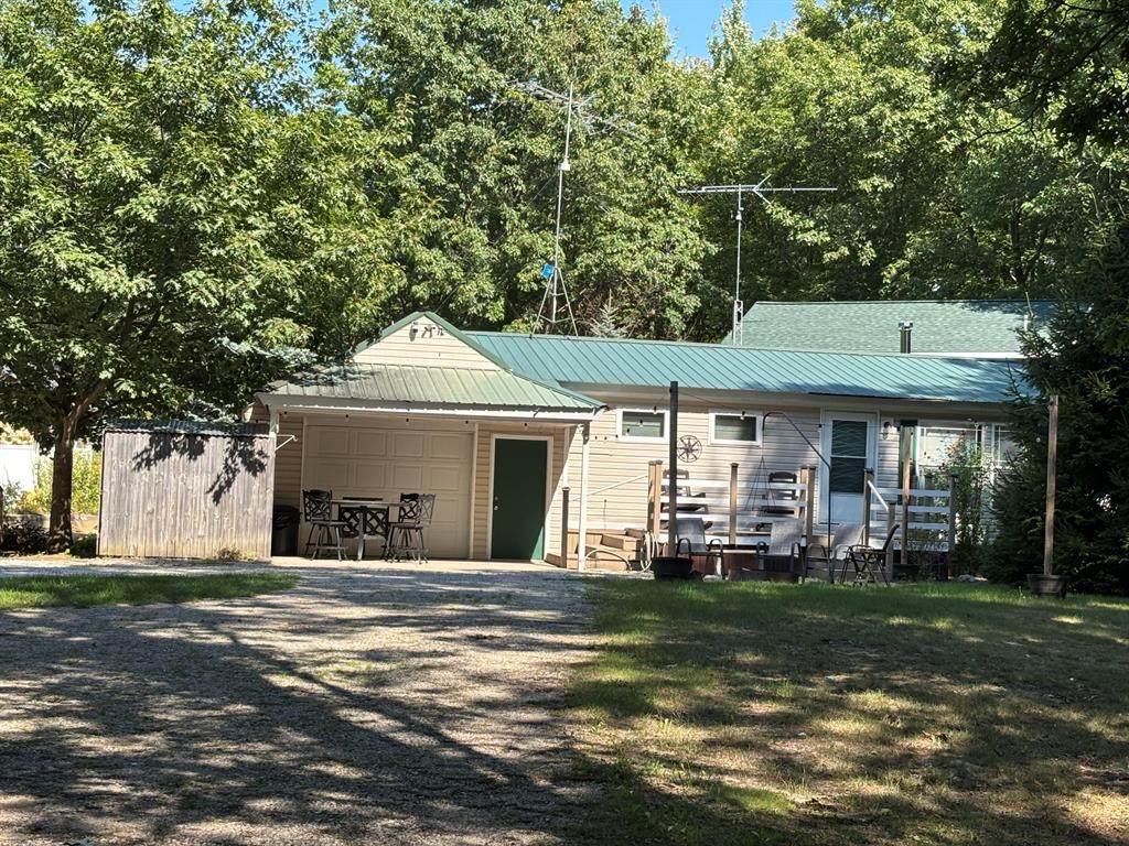 7502 Tolliver Street - Photo 1