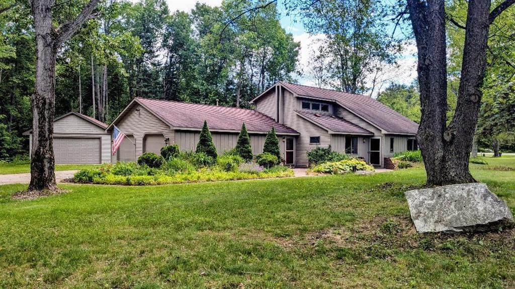 2256 Whitetail Drive - Photo 1