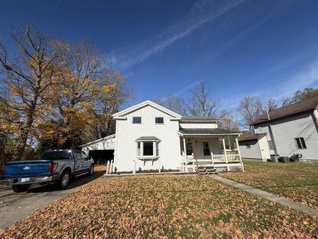 240 Battle Creek - Photo 1