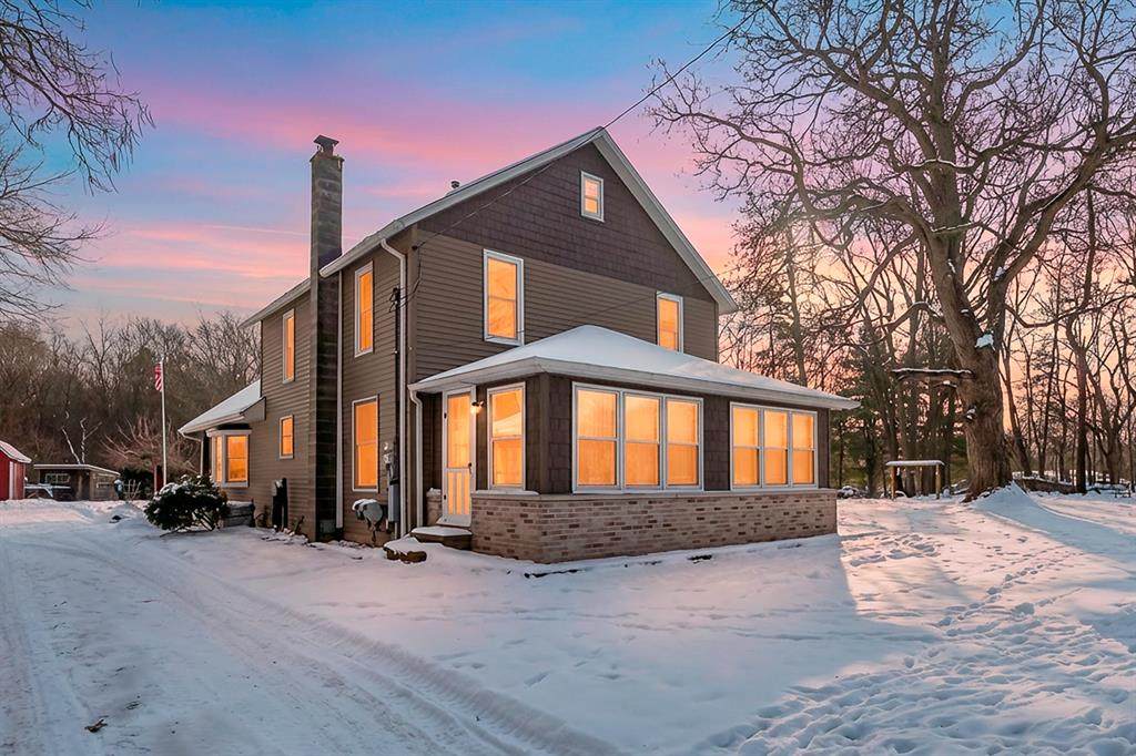 2644 26th Street - Photo 1