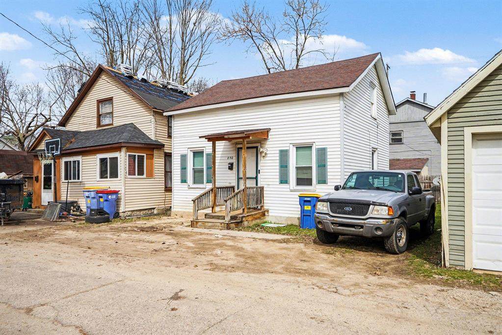 https://bt-photos.global.ssl.fastly.net/michigan/orig_boomver_5_653002724-2.jpg