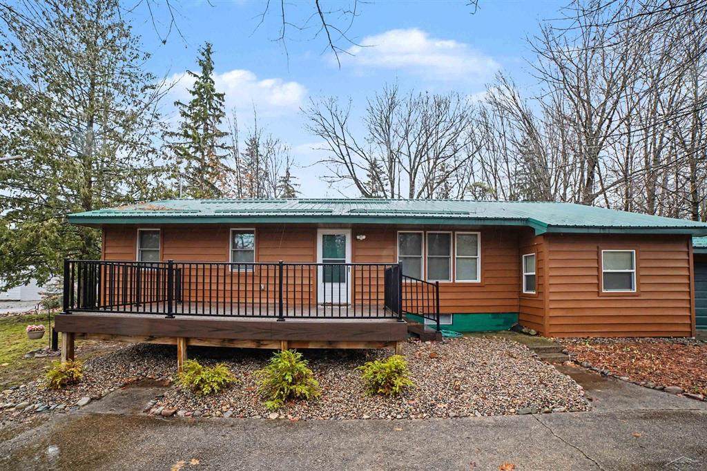 441 Hillcrest Drive - Photo 1