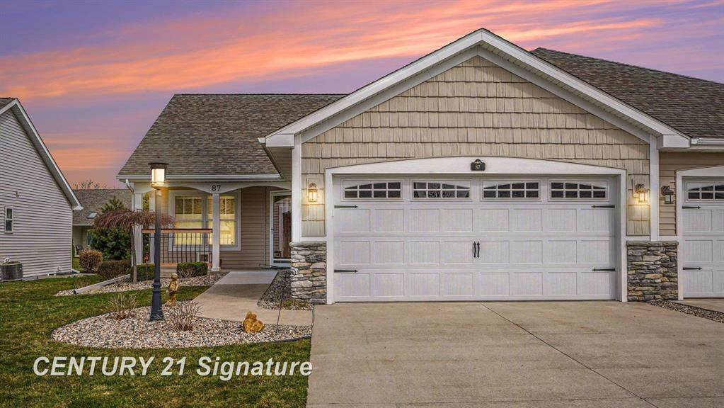 87 Tuscany Circle - Photo 1