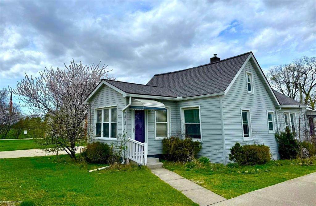 22203 Masonic Boulevard - Photo 1