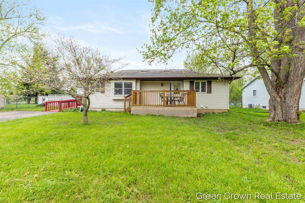 4982 Wilcox Road - Photo 1