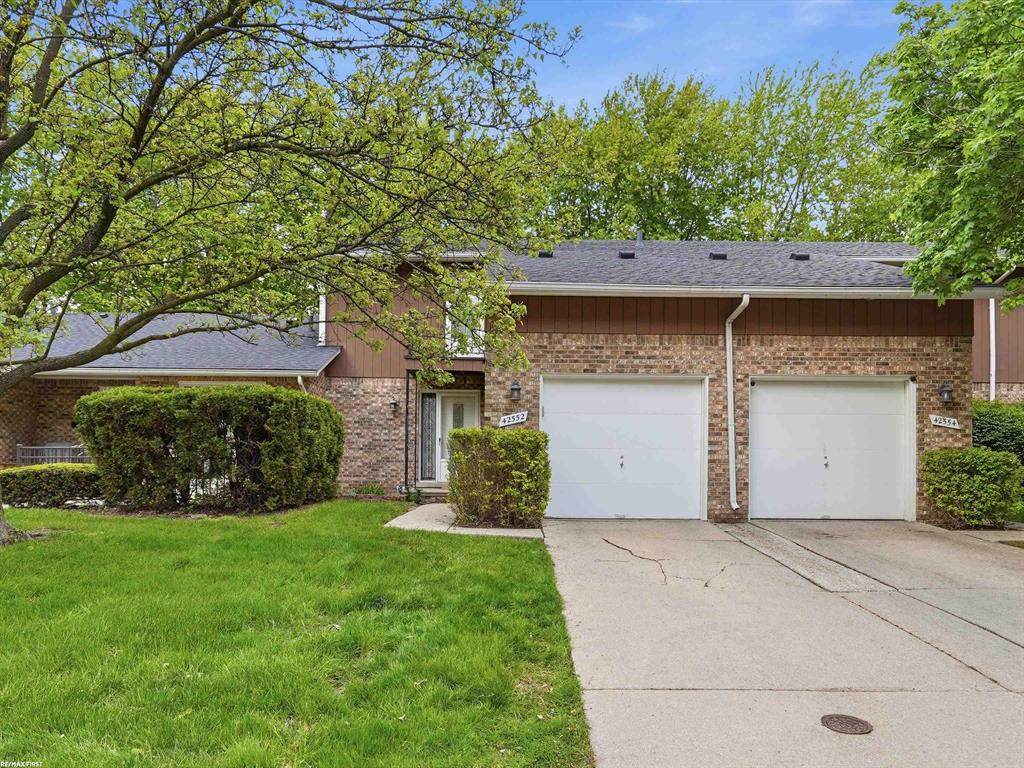 42552 Beverly Way - Photo 1