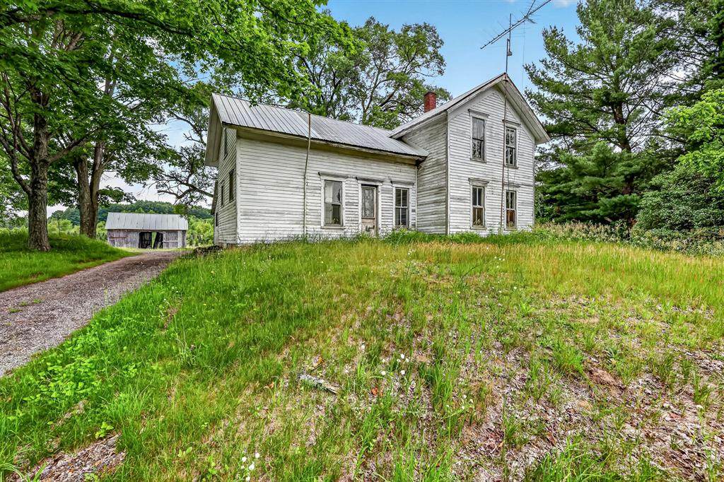 1085 96th Avenue - Photo 1