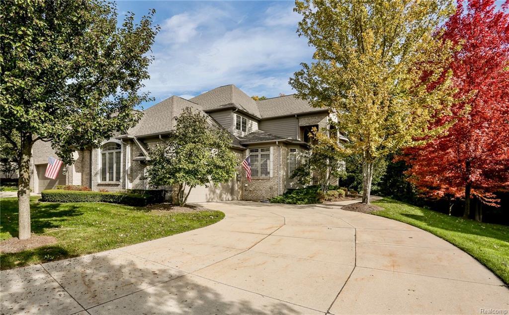 6482 Enclave Drive - Photo 1