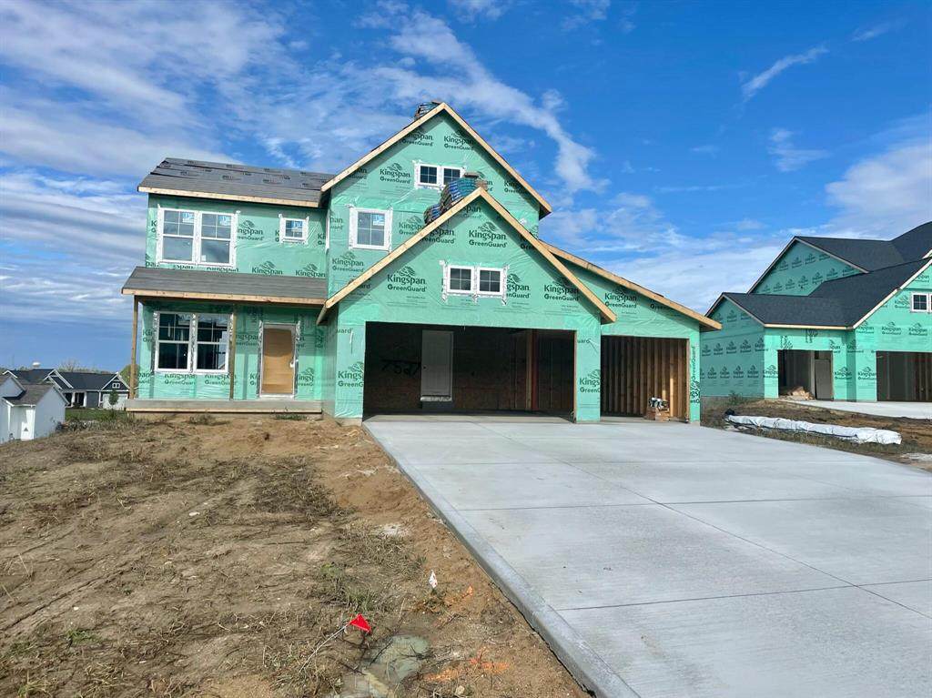 7527 Rivertrail - Photo 1