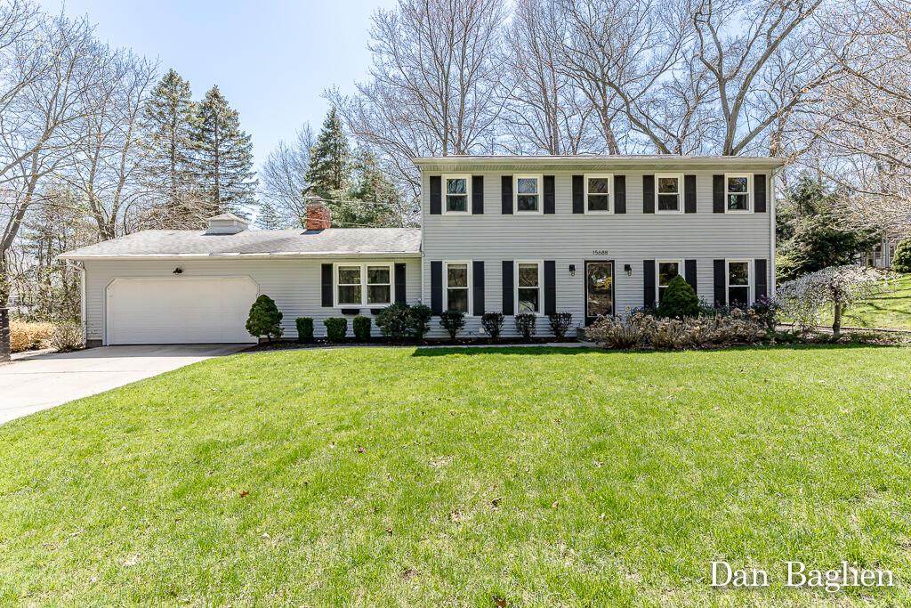 15688 Longview Lane - Photo 1