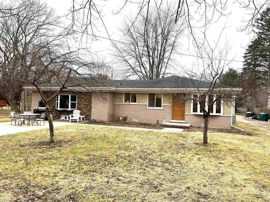 58601 Bates Rd - Photo 1