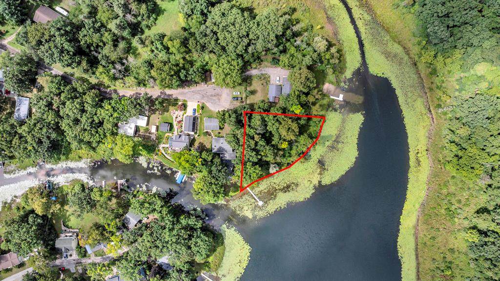 920 Cambridge Drive - Photo 1