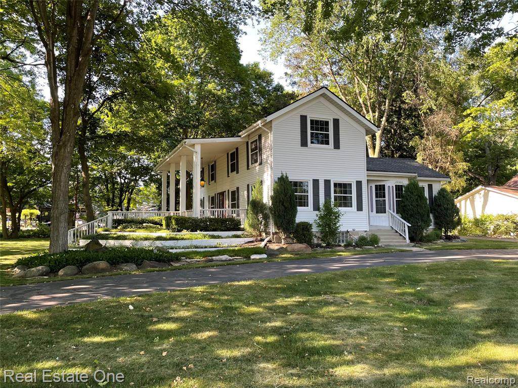 22601 Main Street - Photo 1