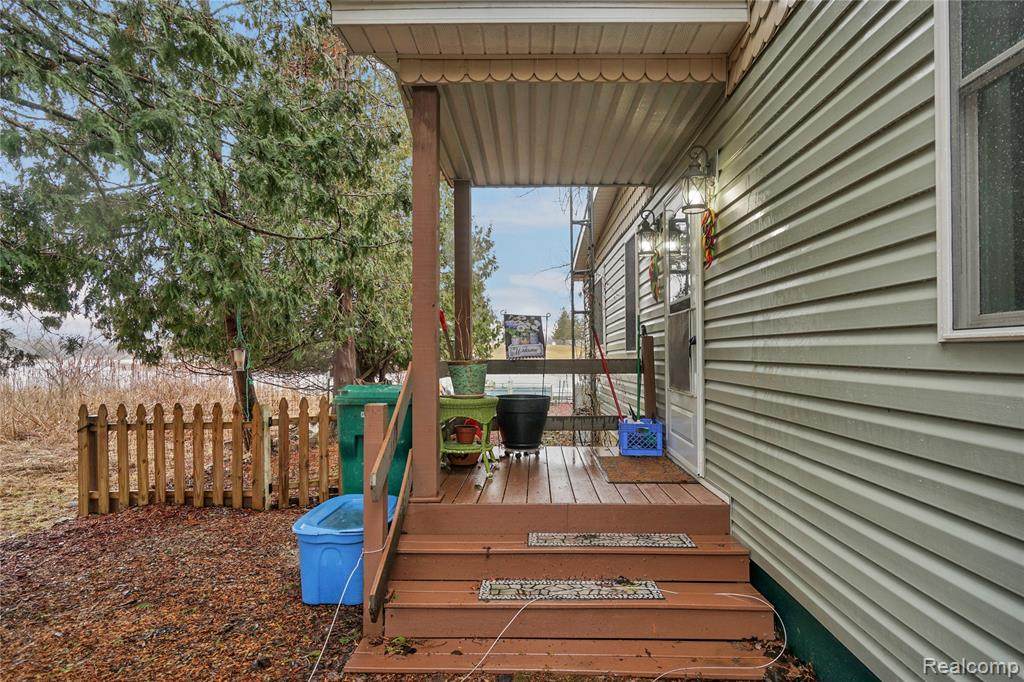 4686 Lakeview Avenue - Photo 1