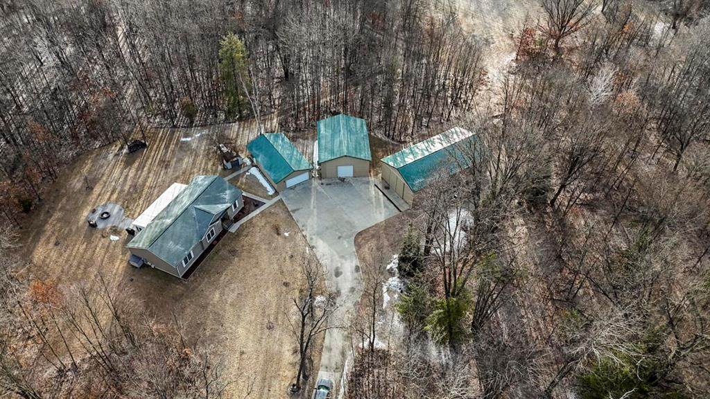 5717 Maple Ridge Road - Photo 1