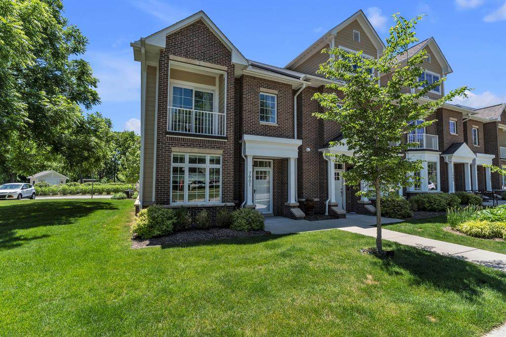 7901 Grand Street - Photo 1