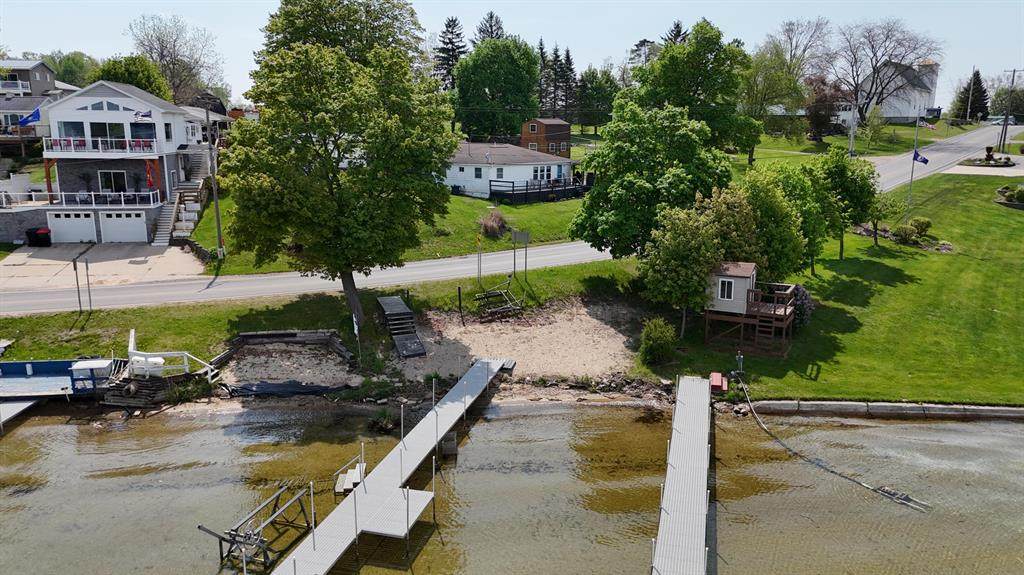19276 4th Street - Photo 1