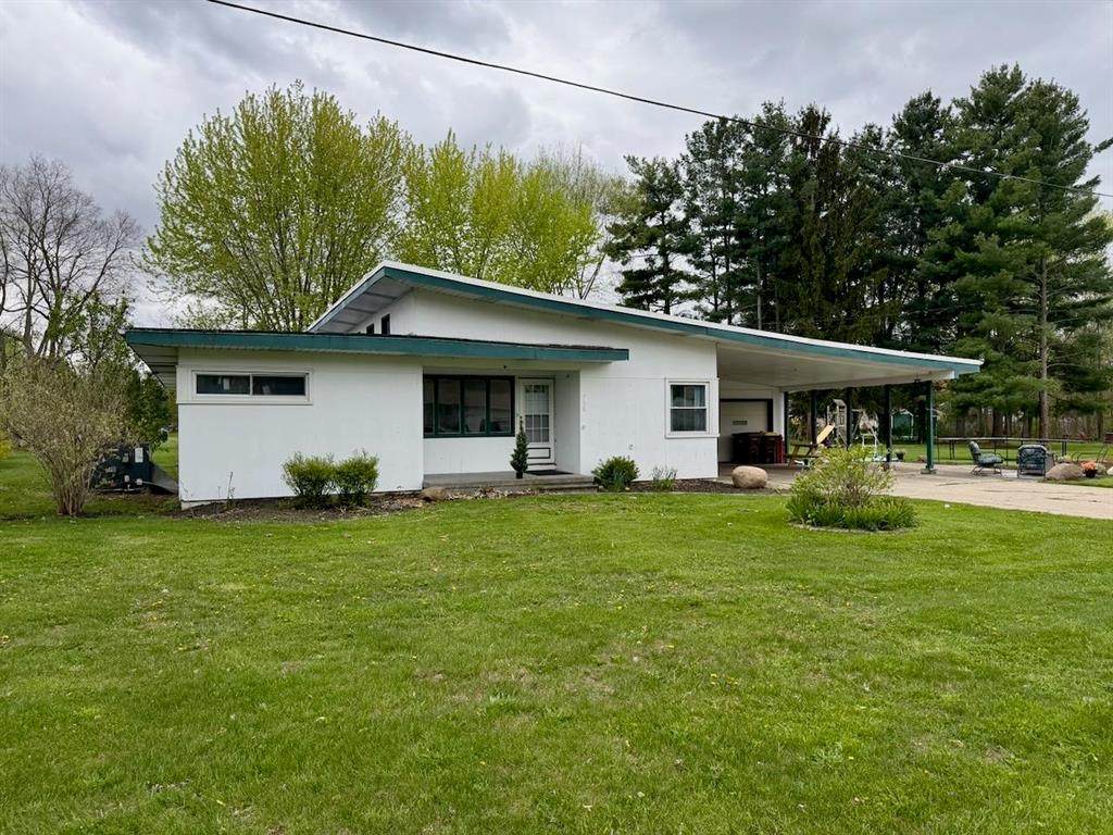 710 Broad Street - Photo 1
