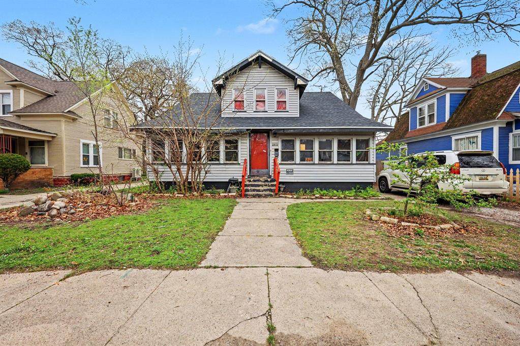 2832 6th Street - Photo 1