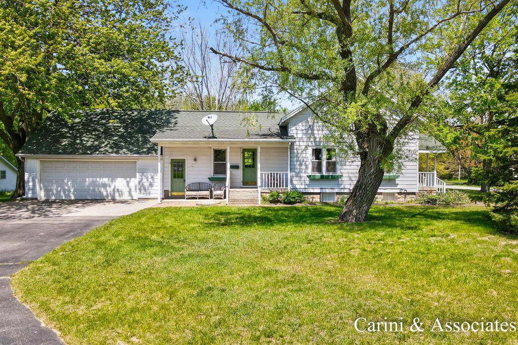 8331 112th Avenue - Photo 1