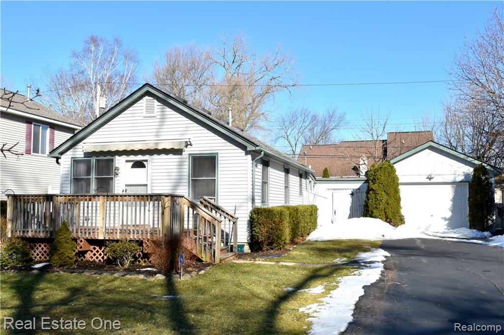3923 Donley Avenue - Photo 1