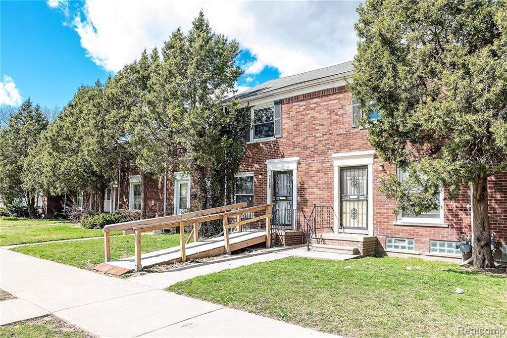 16085 7 MILE Road - Photo 1