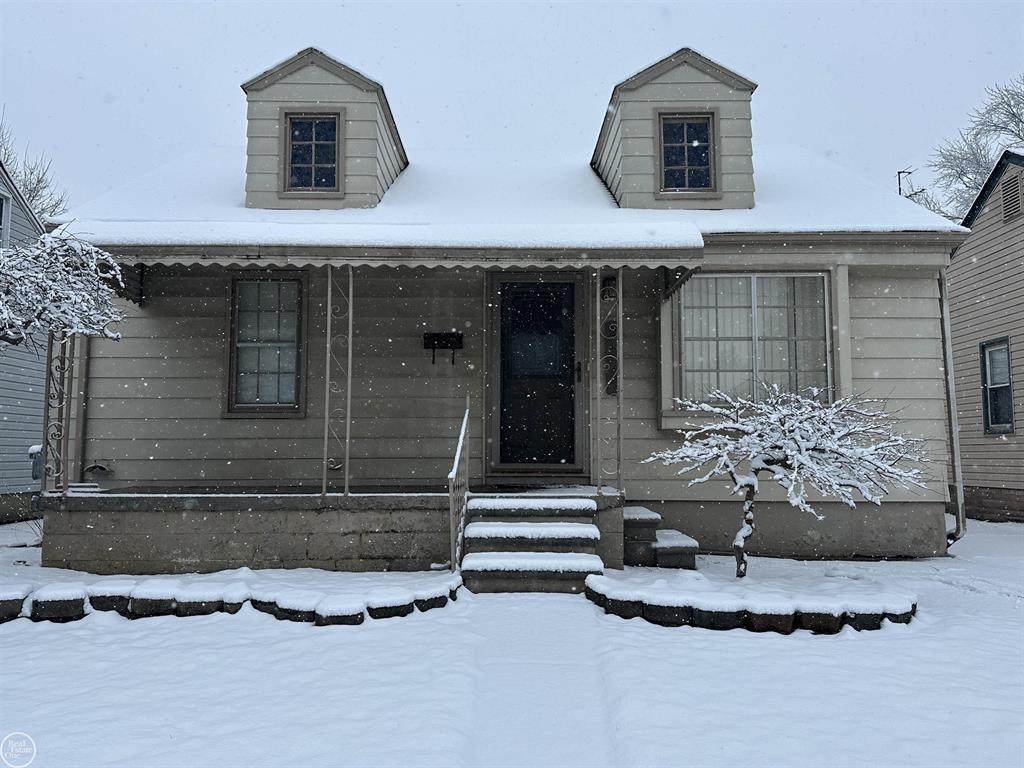 21156 Dexter - Photo 1