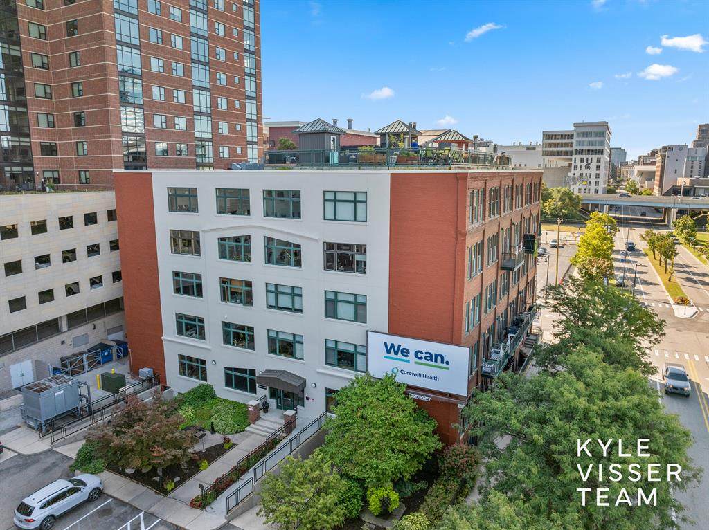 600 Monroe Avenue - Photo 1