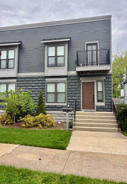 328 Maple Avenue - Photo 1