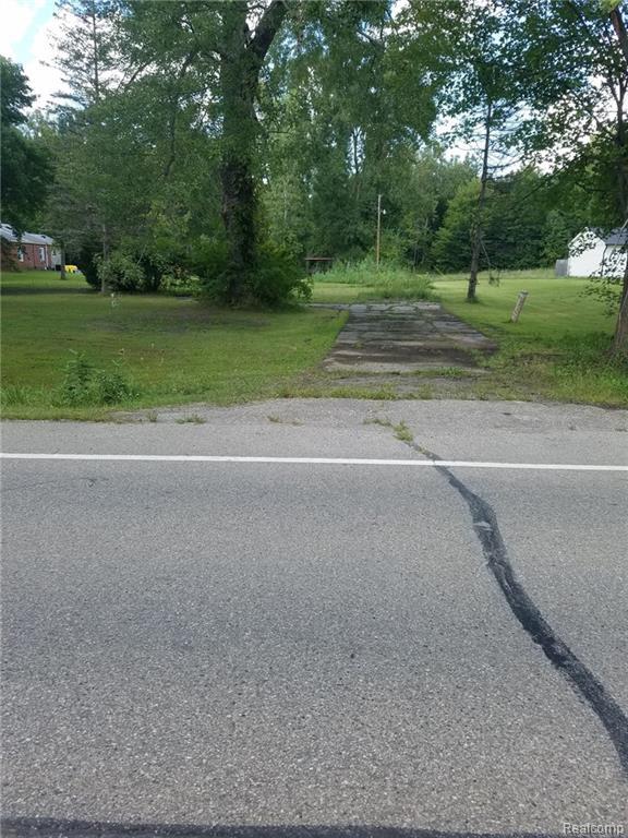 43936 Willow Road - Photo 1