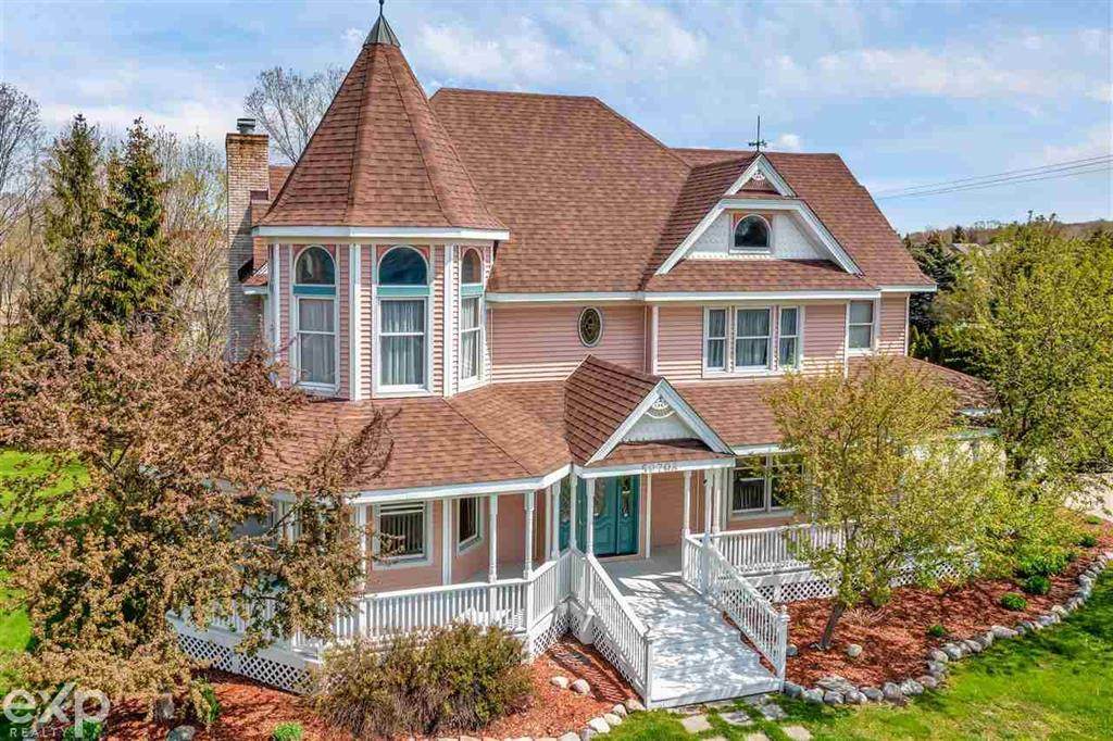 52798 Weathervane Dr - Photo 1
