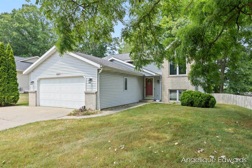 1563 Amberly Drive - Photo 1