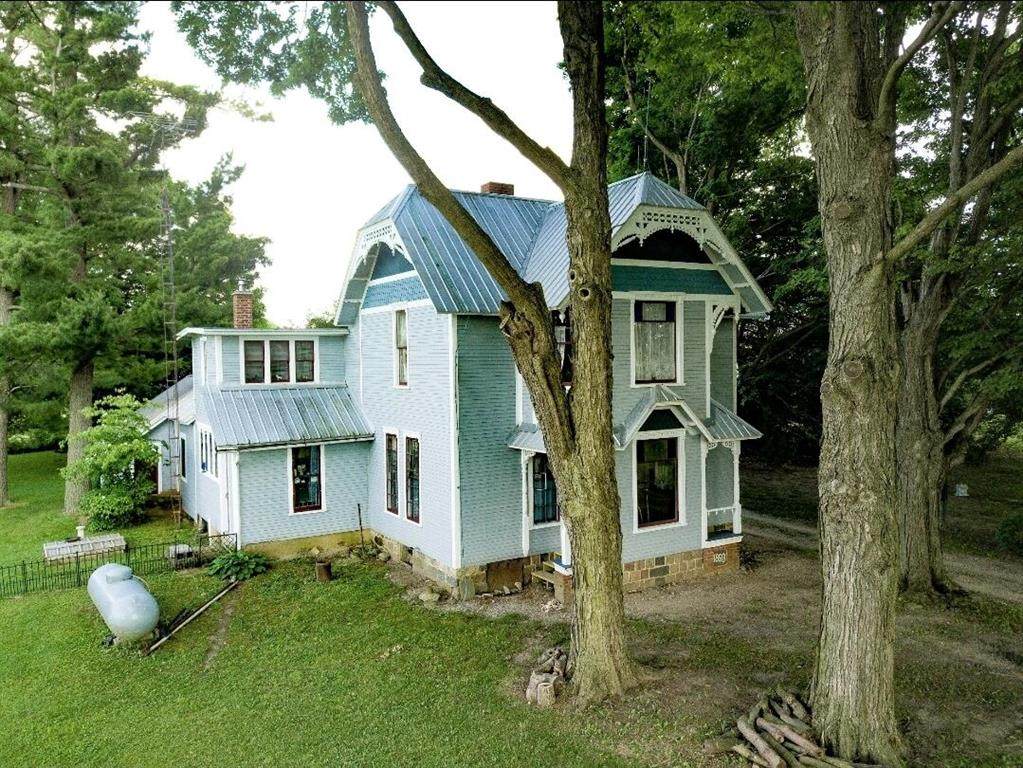 9791 Hillsdale Road - Photo 1