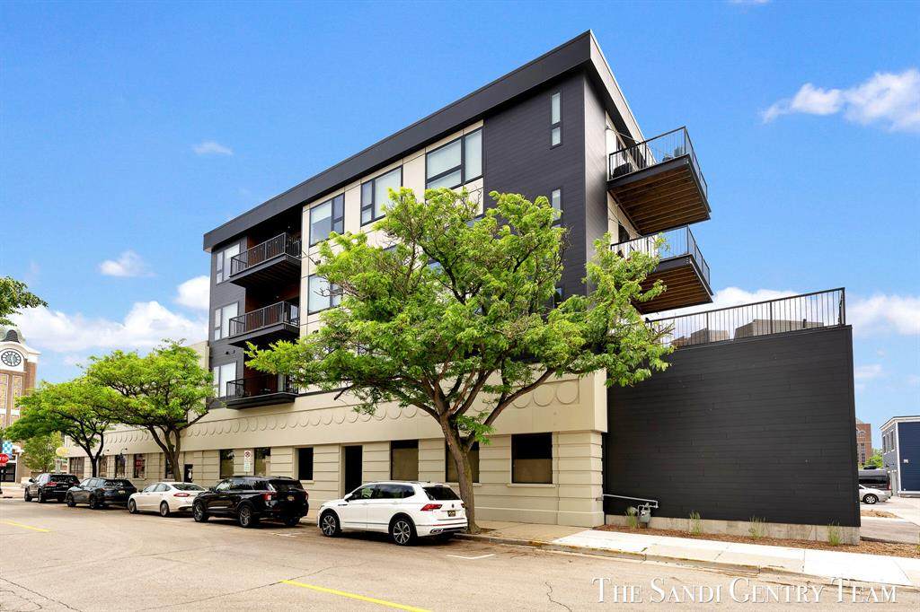 300 Washington Avenue - Photo 1
