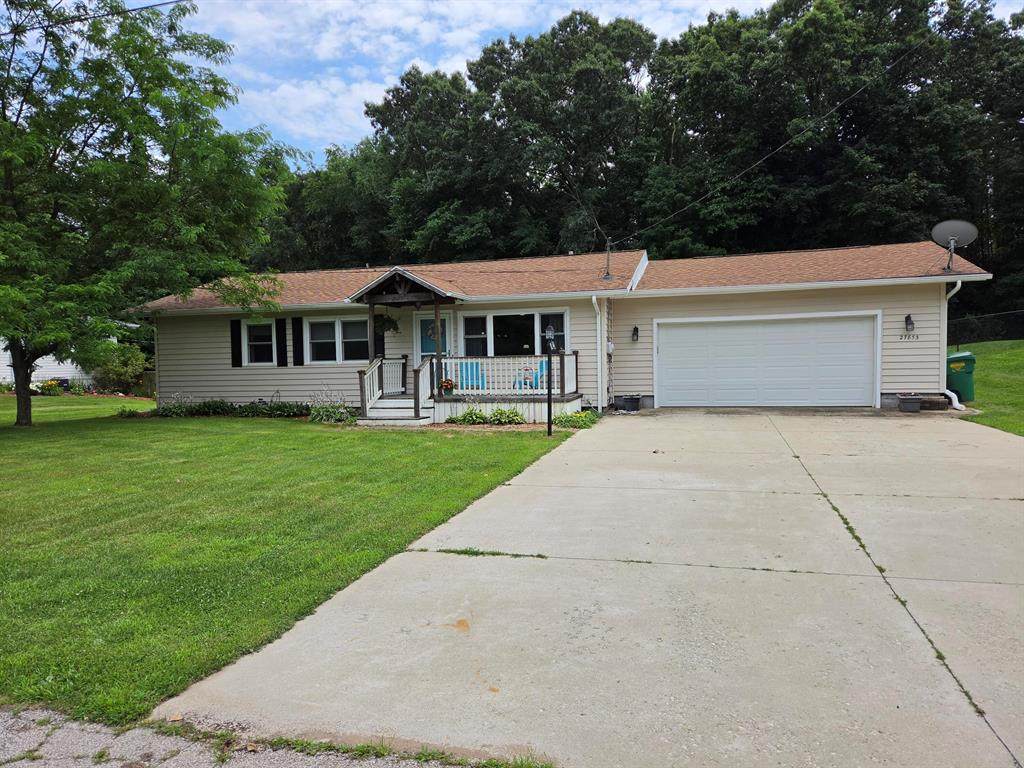 27853 Burmax Park - Photo 1