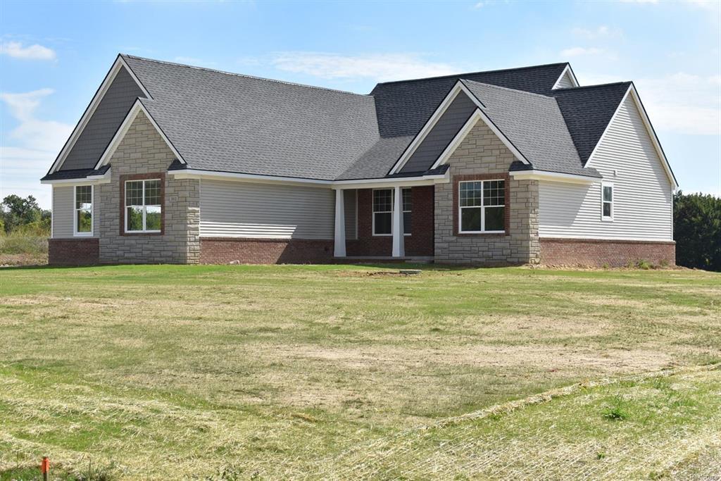 502 Antler Court - Photo 1