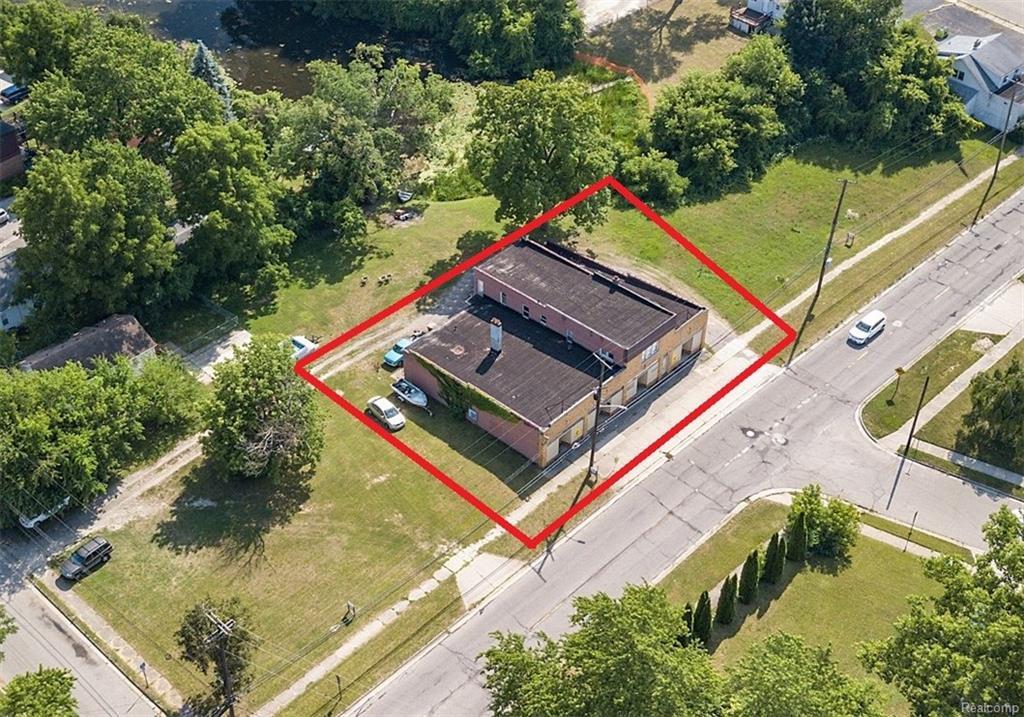205 Voorheis Street - Photo 1