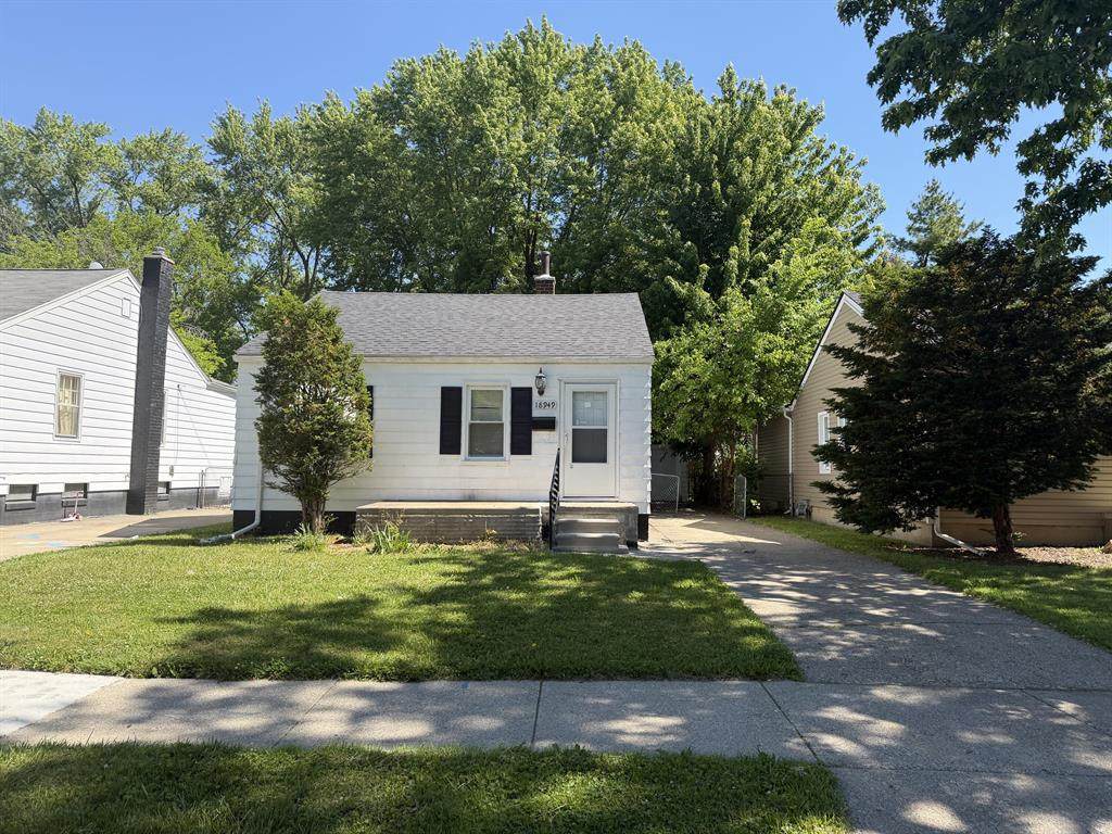 18949 Washtenaw Street - Photo 1