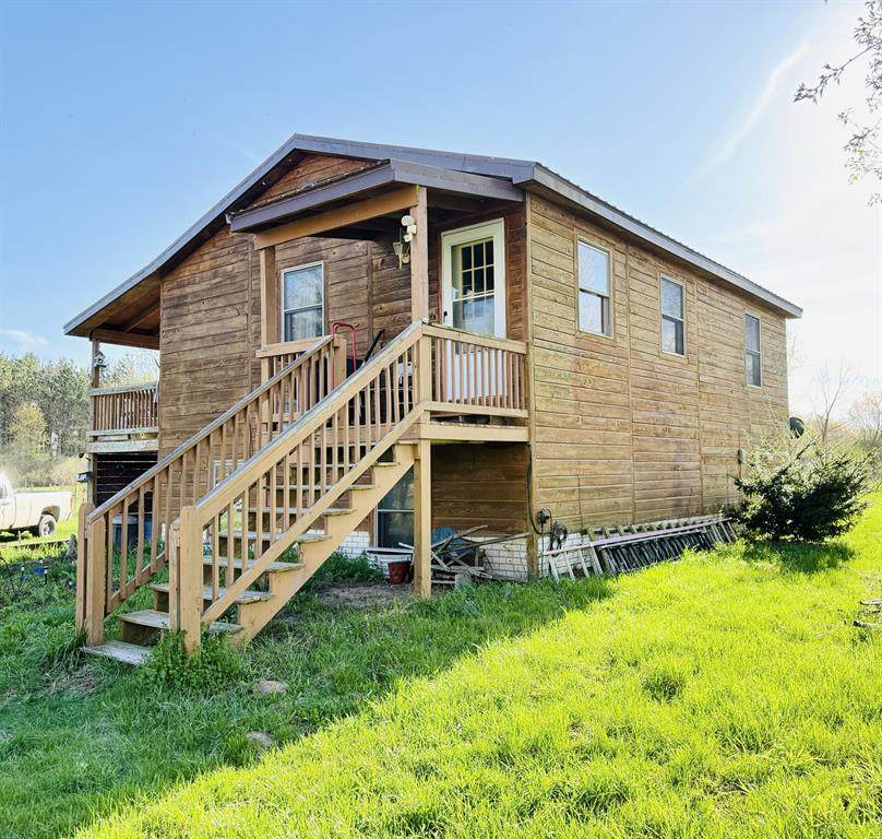 1525 Poplar Road - Photo 1