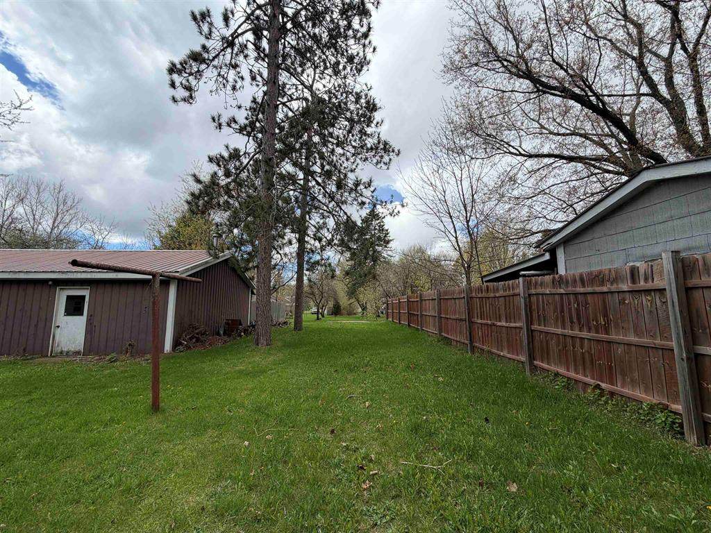 https://bt-photos.global.ssl.fastly.net/michigan/orig_boomver_11_654206701-2.jpg