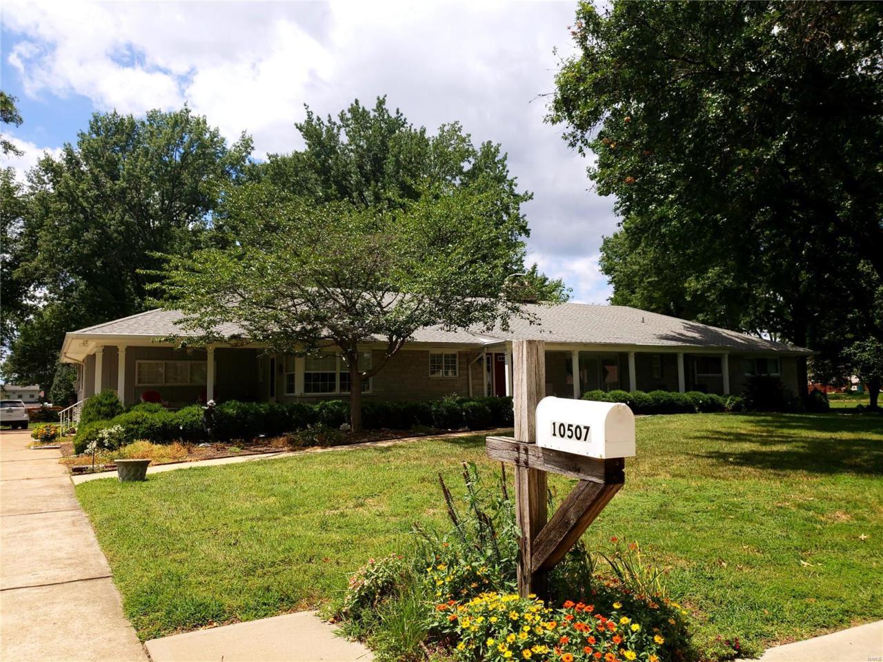 10507 Mimosa Lane - Photo 1